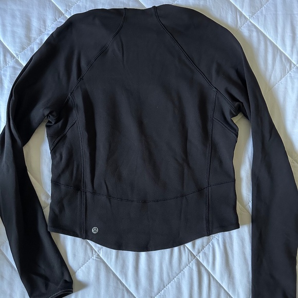 ~LULULEMON Hill and Valley Black Top~ - Picture 6 of 6